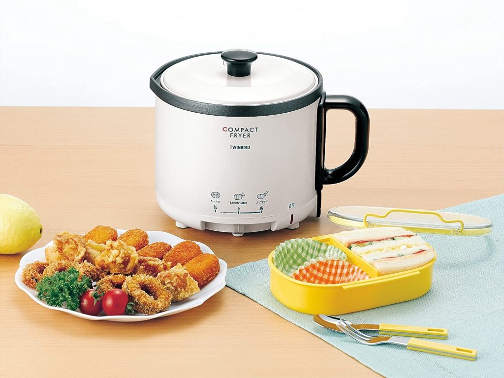 少しの油でカラッとおいしく!【ツインバードコンパクトフライヤー】